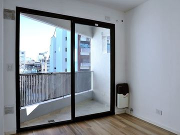 Dpto 1 amb en VENTA en COLEGIALES muy luminoso!!