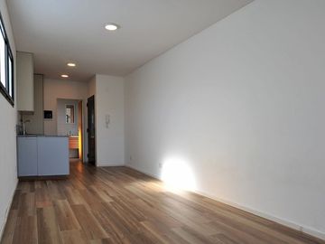 Dpto 1 amb en VENTA en COLEGIALES muy luminoso!!