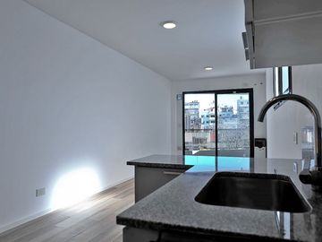 Dpto 1 amb en VENTA en COLEGIALES muy luminoso!!