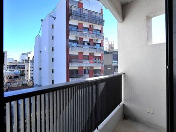 Dpto 1 amb en VENTA en COLEGIALES muy luminoso!!