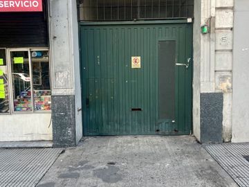 Venta Cochera Cubierta Monserrat