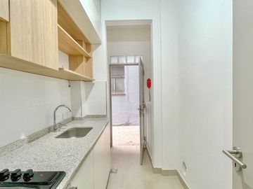 Venta Depto. 3 amb. V. Urquiza. Planta baja. Patio