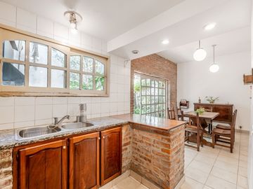 VENTA CASA 5 AMB COCHERA TERRAZA VELEZ SARSFIELD