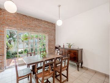 VENTA CASA 5 AMB COCHERA TERRAZA VELEZ SARSFIELD