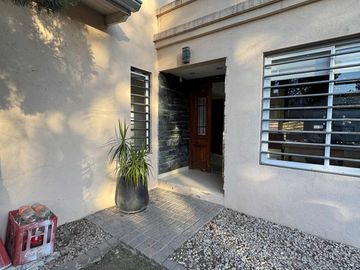 VENTA CASA 855m² 5 AMB| PISCINA QUINCHO | EVENTOS