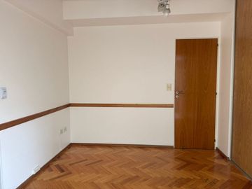 Venta Departamento 4 Ambientes, Villa Devoto.