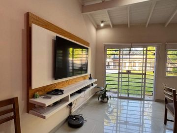 VENTA CASA 855m² 5 AMB| PISCINA QUINCHO | EVENTOS