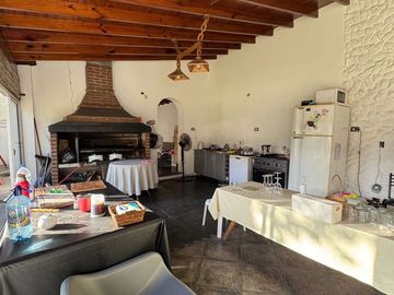 VENTA CASA 855m² 5 AMB| PISCINA QUINCHO | EVENTOS