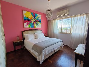 DEPARTAMENTO SEMIPISO DE 4 AMBIENTES CON BALCON