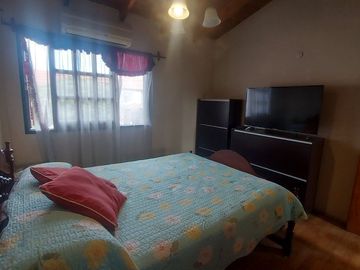 CASA DUPLEX 4 AMBIENTES CON PATIO JARDIN PARRILLA