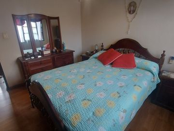 CASA DUPLEX 4 AMBIENTES CON PATIO JARDIN PARRILLA