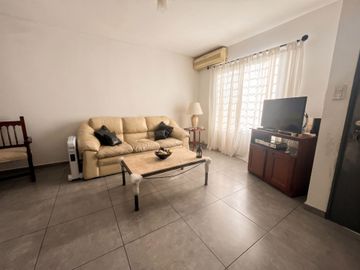 Duplex en Venta 4 ambientes - Florida Oeste
