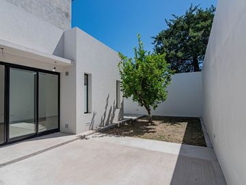 Casas en venta en La Plata 2 dormitorios