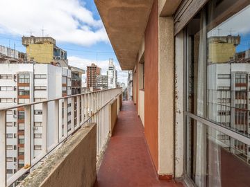 DEPARTAMENTO EN VENTA LA PLATA 4 DORMITORIOS