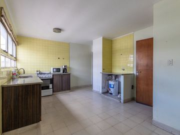 DEPARTAMENTO EN VENTA LA PLATA 4 DORMITORIOS