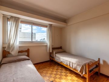 DEPARTAMENTO EN VENTA LA PLATA 4 DORMITORIOS