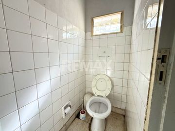 VENTA LOCAL+5 DPTOS+TALLER+GALPÓN+GARAGE NEUQUÉN