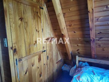 VENTA CASA CON QUINCHO CIPOLLETTI