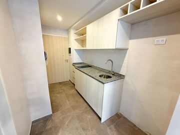 VENTA MONOAMBIENTE ALMAGRO