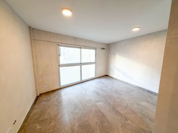 VENTA MONOAMBIENTE ALMAGRO