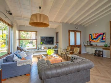 EXCLUSIVA CASA A ESTRENAR EN VENTA ZONA OLIVOS!!!