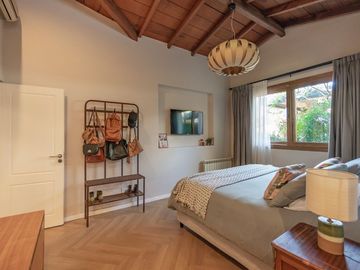 EXCLUSIVA CASA A ESTRENAR EN VENTA ZONA OLIVOS!!!
