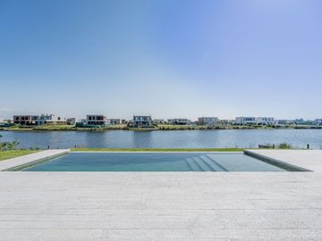 VENTA CASA EN PUERTOS DEL LAGO RIBERA A LA LAGUNA