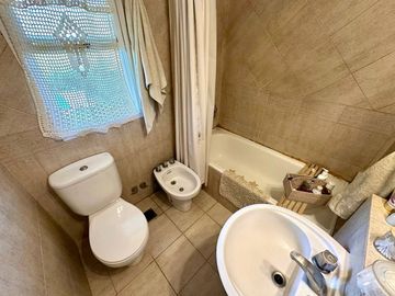 Casa en Venta 4 amb Barrio Los Angeles Village