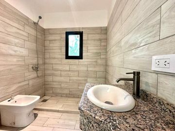 Casa en Venta 4 ambientes en Pilar del Este
