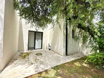 Casa en Venta 4 ambientes en Pilar del Este