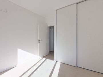 VENTA 3 AMBIENTES BALCON LUZ SUM TERRAZA PISO ALTO