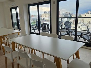 VENTA 3 AMBIENTES BALCON LUZ SUM TERRAZA PISO ALTO