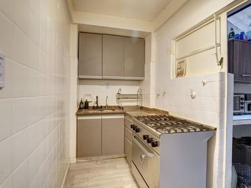 Venta Departamento 3 Amb c/ Patio Reciclado Flores