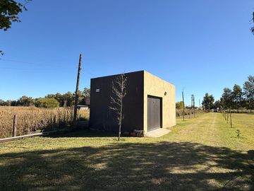 VENTA QUINTA MONTE: 4200M2, PILETA Y AMOBLADA