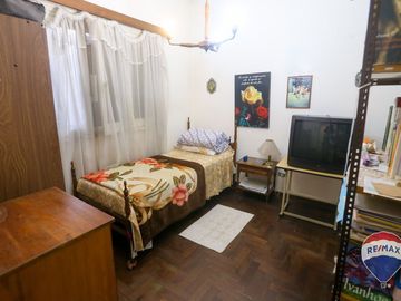 CASA 6 AMBIENTES VENTA TEMPERLEY CON QUINCHO