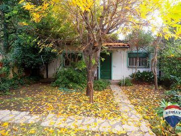 CASA 6 AMBIENTES VENTA TEMPERLEY CON QUINCHO
