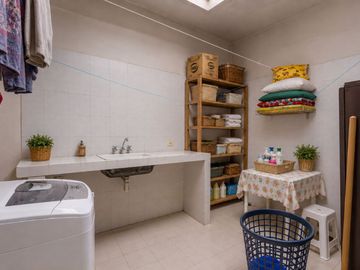VENTA CASA MULTIFAMILIAR EN DOS UNIDADES EN OLIVOS