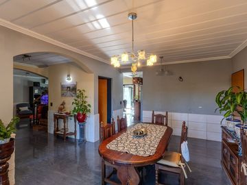 VENTA CASA 4 AMBIENTES VILLAGE DEL PARQUE