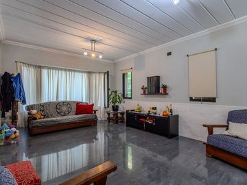 VENTA CASA 4 AMBIENTES VILLAGE DEL PARQUE