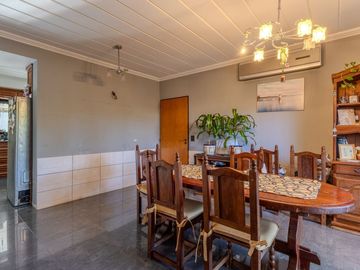 VENTA CASA 4 AMBIENTES VILLAGE DEL PARQUE