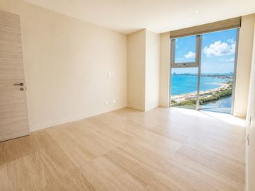 Departamento en Renta o Venta  , con playa , SLS Beach, Puerto Cancún