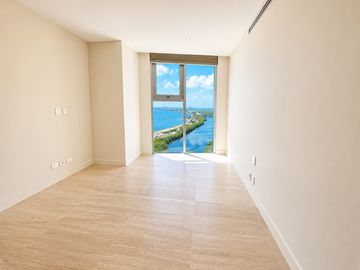 Departamento en Renta o Venta  , con playa , SLS Beach, Puerto Cancún