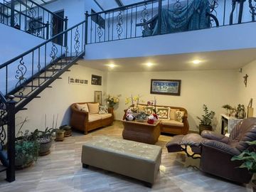 Casa en venta de 4 habitaciones con patio en Bogotá, Nicolás de Federman.