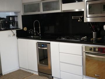 Casa en venta de 5 habitaciones con jardín en Bogotá, Niza.