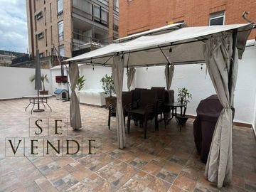 Apartamento en venta de 2 habitaciones en Bogotá, Chicó Navarra.