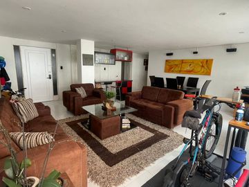 Apartamento en venta de 2 habitaciones en Bogotá, Chicó Navarra.