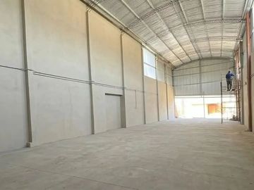 DEPOSITO EN VENTA A ESTRENAR DE 400m2 - CIUDADELA