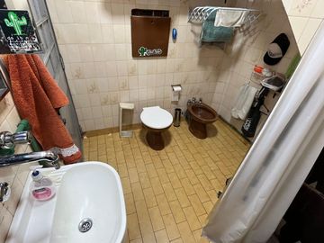 VENTA CASA 4 AMBIENTES AVELLANEDA