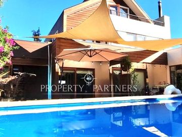El Venado moderna casa con piscina
