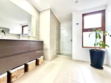 El Venado moderna casa con piscina